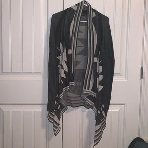 Women’s lightweight cardigan